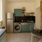Cozy T2 Riviera Apartment