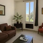 Cozy T2 Riviera Apartment