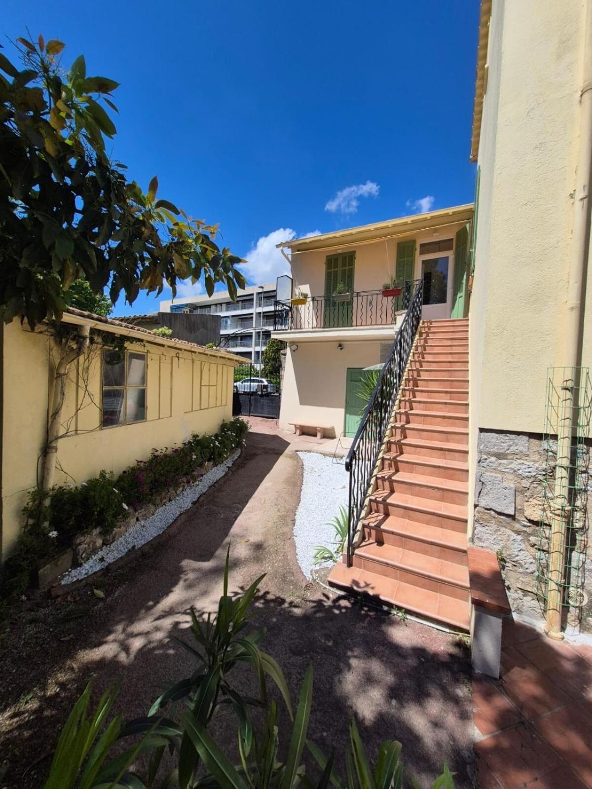Apartment Cozy T2 Riviera Cannes
